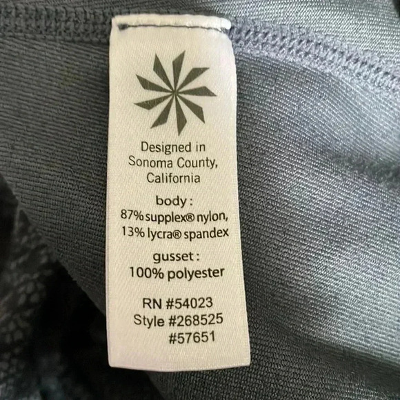 Athleta running Capri - Picture 8 of 8